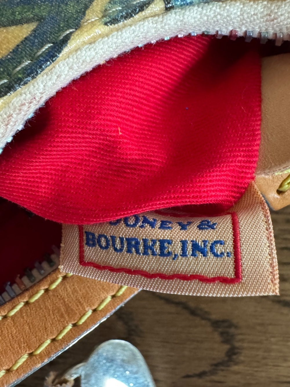 Vintage Y2k Dooney & Bourke Mini Bumble Bee Bag - Picture 6 of 8
